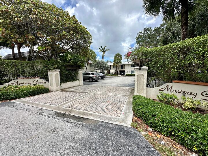 Property Photo:  8617 SW 68th Ct 26  FL 33156 