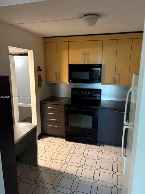Property Photo:  2781 Taft St 411  FL 33020 