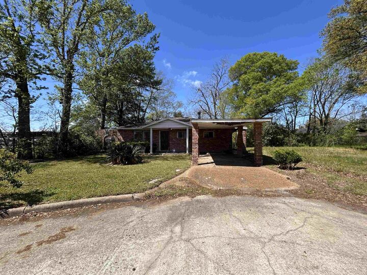 Property Photo:  4550 Winston  TX 77705 