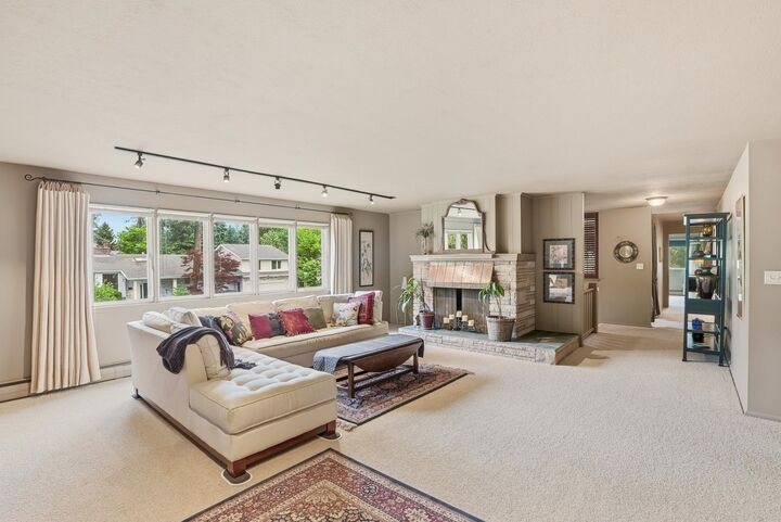 Property Photo:  1104 E 26th Ave  WA 99203 