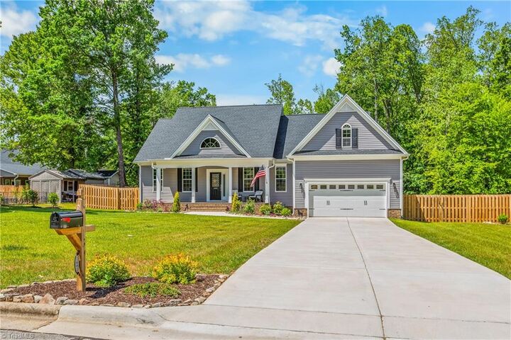 Property Photo: 1401 Ashland Drive NC 27320
