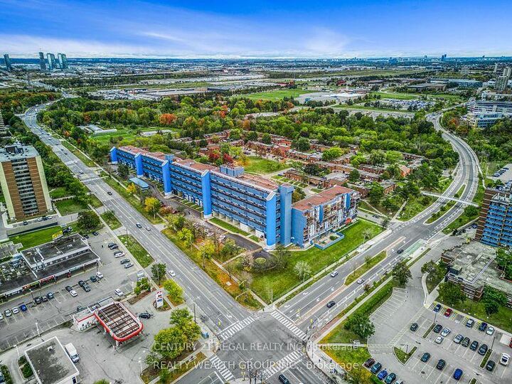 Property Photo: 4645 Jane Street 1205 ON M3N 2K9