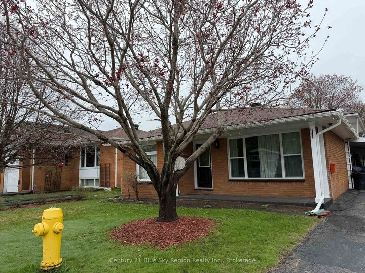 Property Photo: 14 Marshall Park Drive ON P1A 3L1