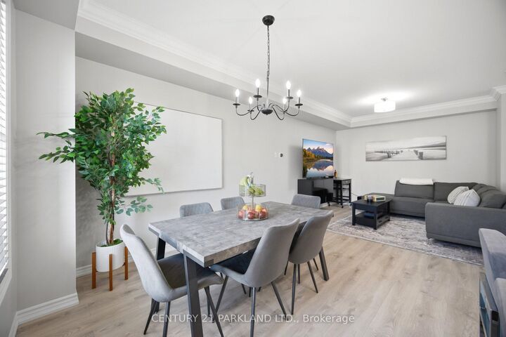 Property Photo: 18 Wimshaw Lane ON L4A 8B7