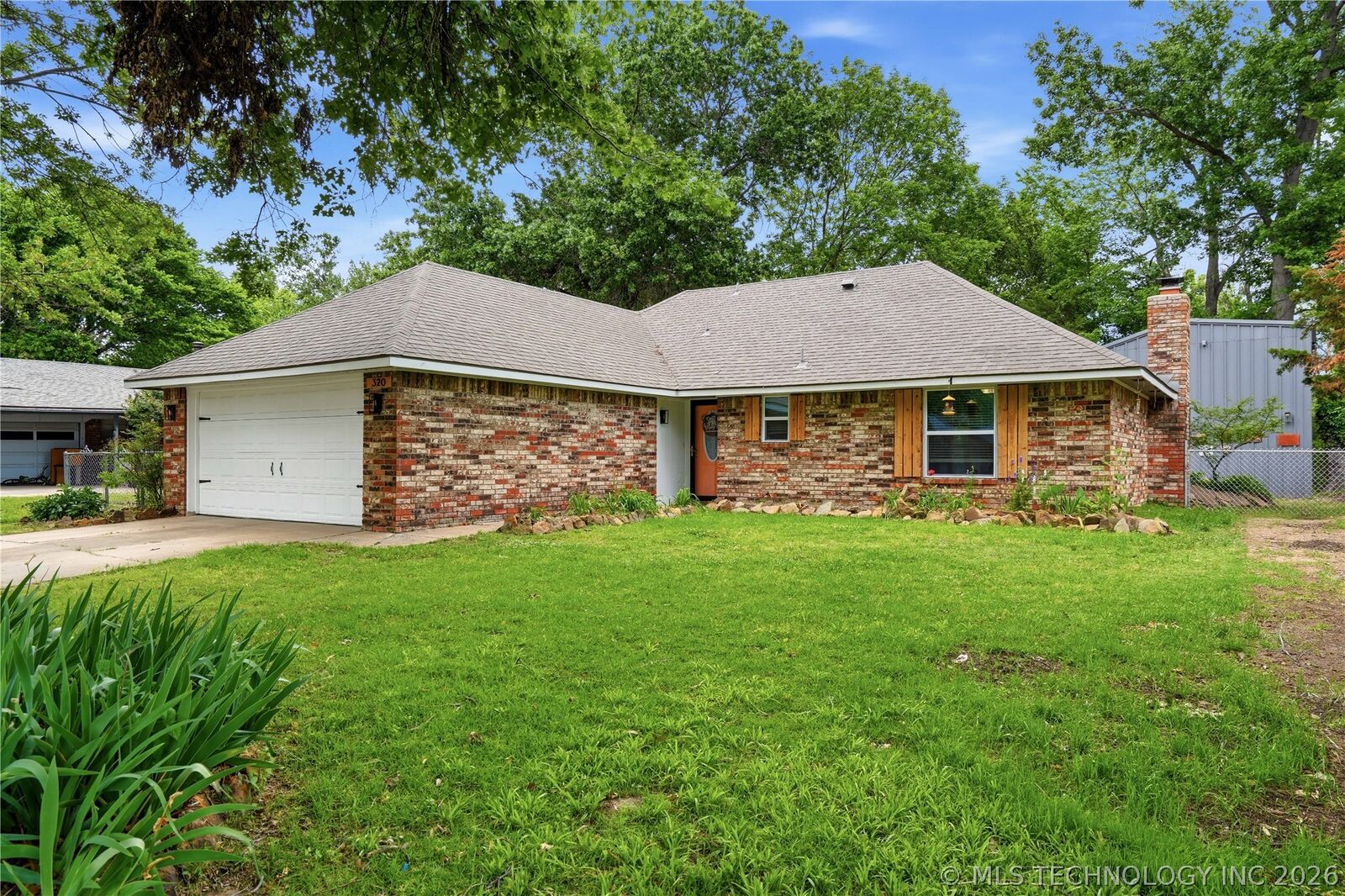 Property Photo:  320 S Meigs Street  OK 74434 