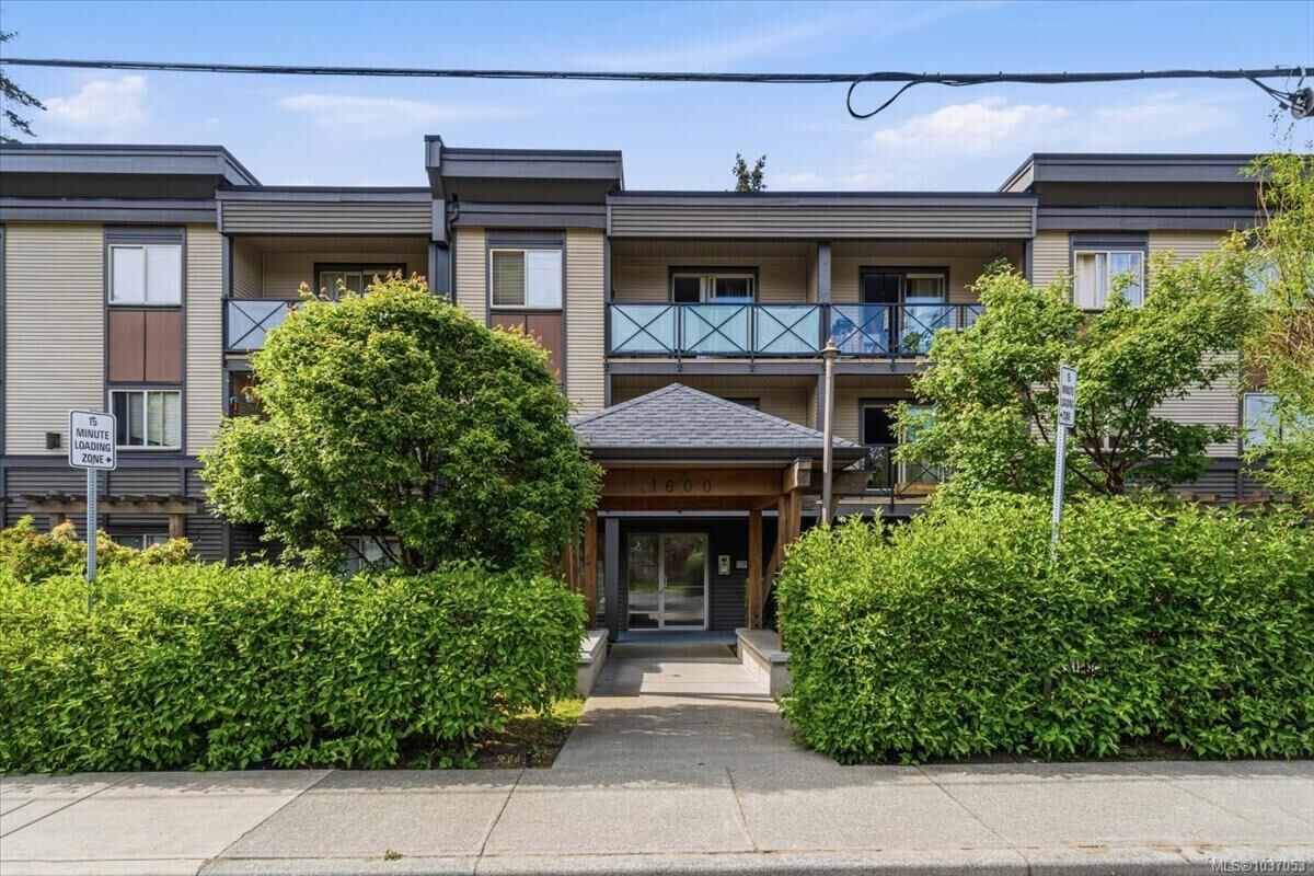 Property Photo: 1600 Caspers Way #102 BC V9S 1K1