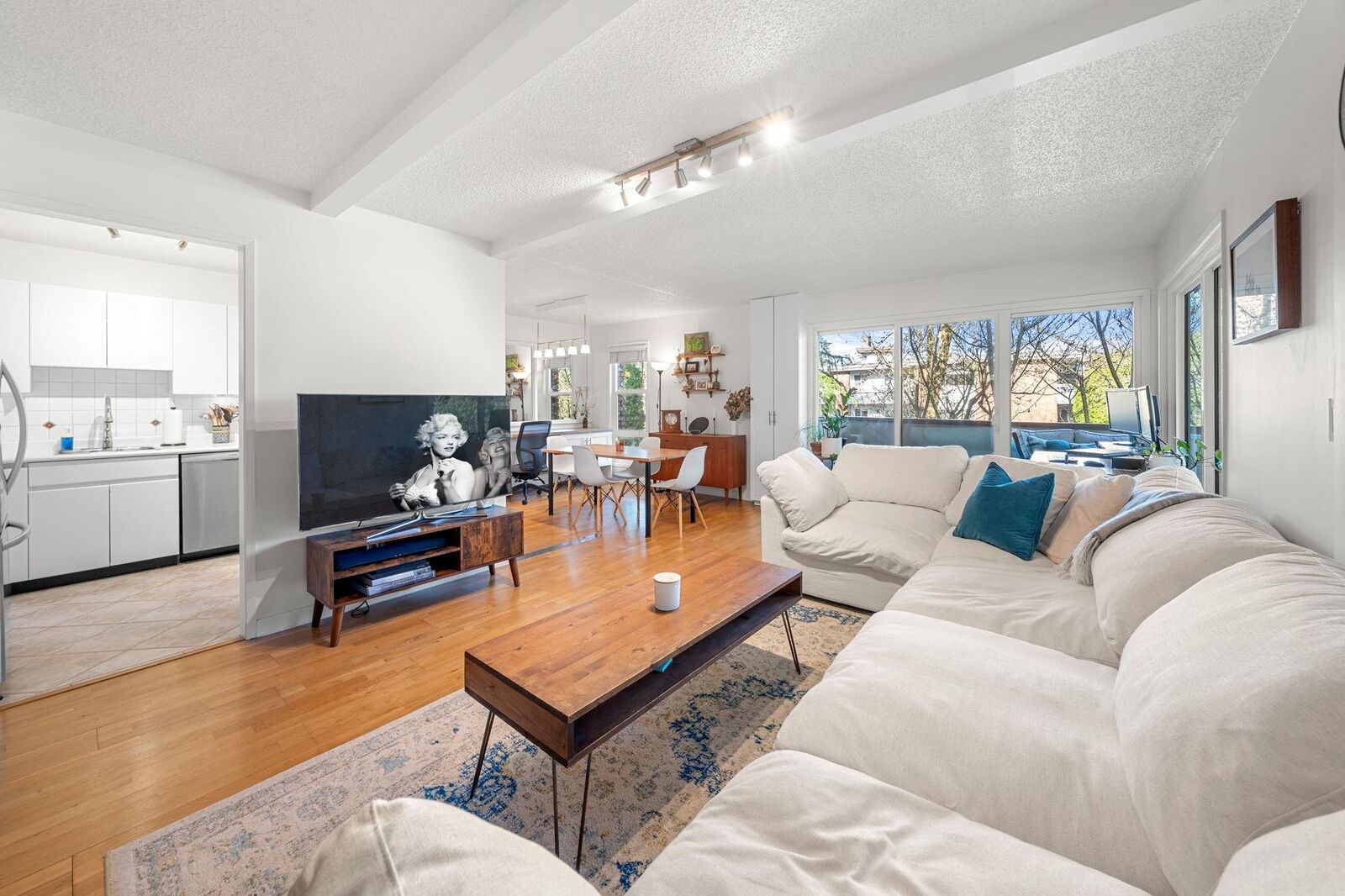 Property Photo:  1266 W 13th Avenue 208  BC V6H 1N6 