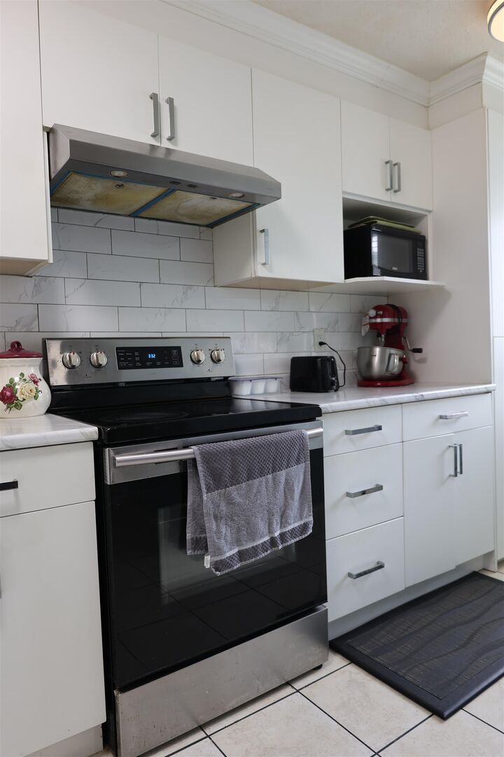 Property Photo:  3075 Trethewey Street 20  BC V2T 3R4 