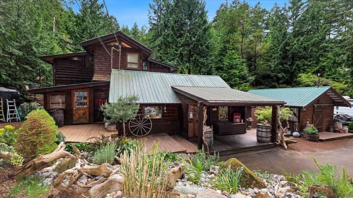 Property Photo:  604 Waugh Road  BC V0N 2J1 