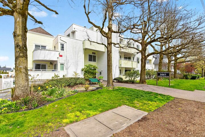 Property Photo: 5661 Ladner Trunk Road 19 BC V4K 1X3