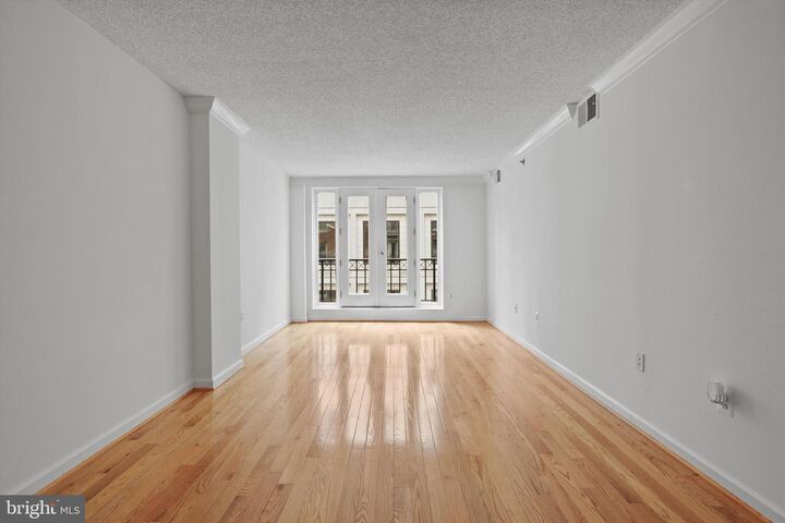 Property Photo:  601 Pennsylvania Avenue NW 612  DC 20004 