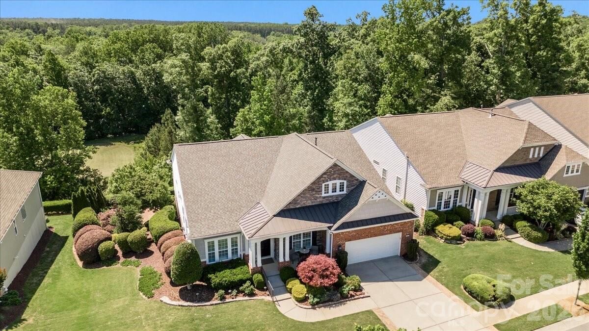Property Photo:  39653 Rosebay Court  SC 29707 