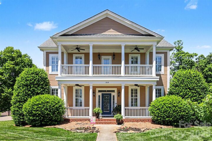 Property Photo: 515 Academy Street NC 28101