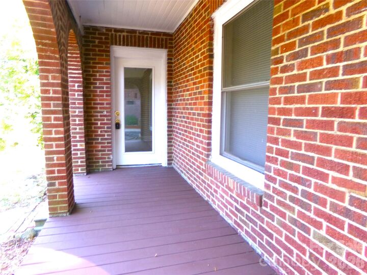 Property Photo: 1014 E Main Street NC 28001