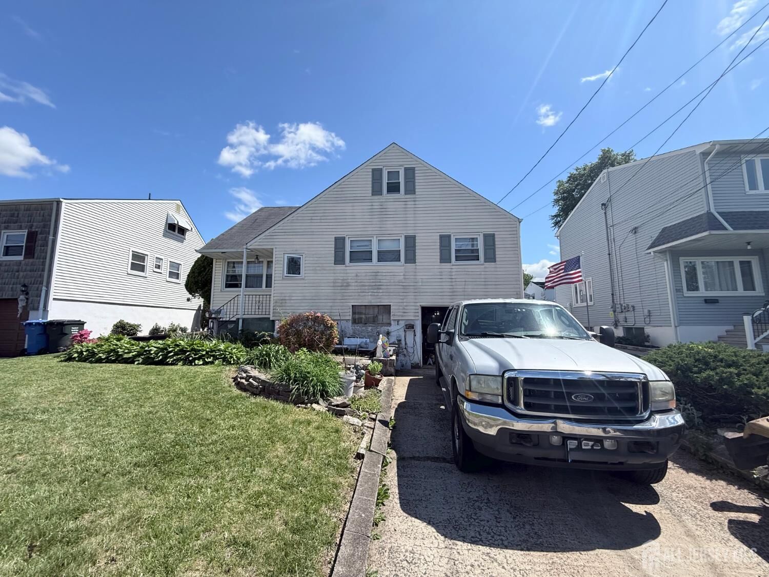 Property Photo: 18 Brandywine Road NJ 08863