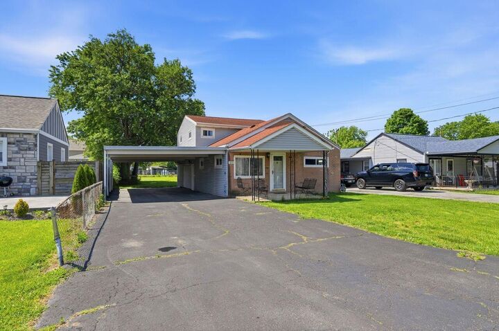 Property Photo:  1031 Rumsey Road  OH 43207 