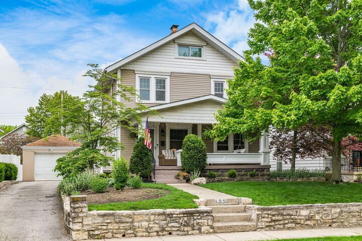 Property Photo:  1552 Wyandotte Road  OH 43212 