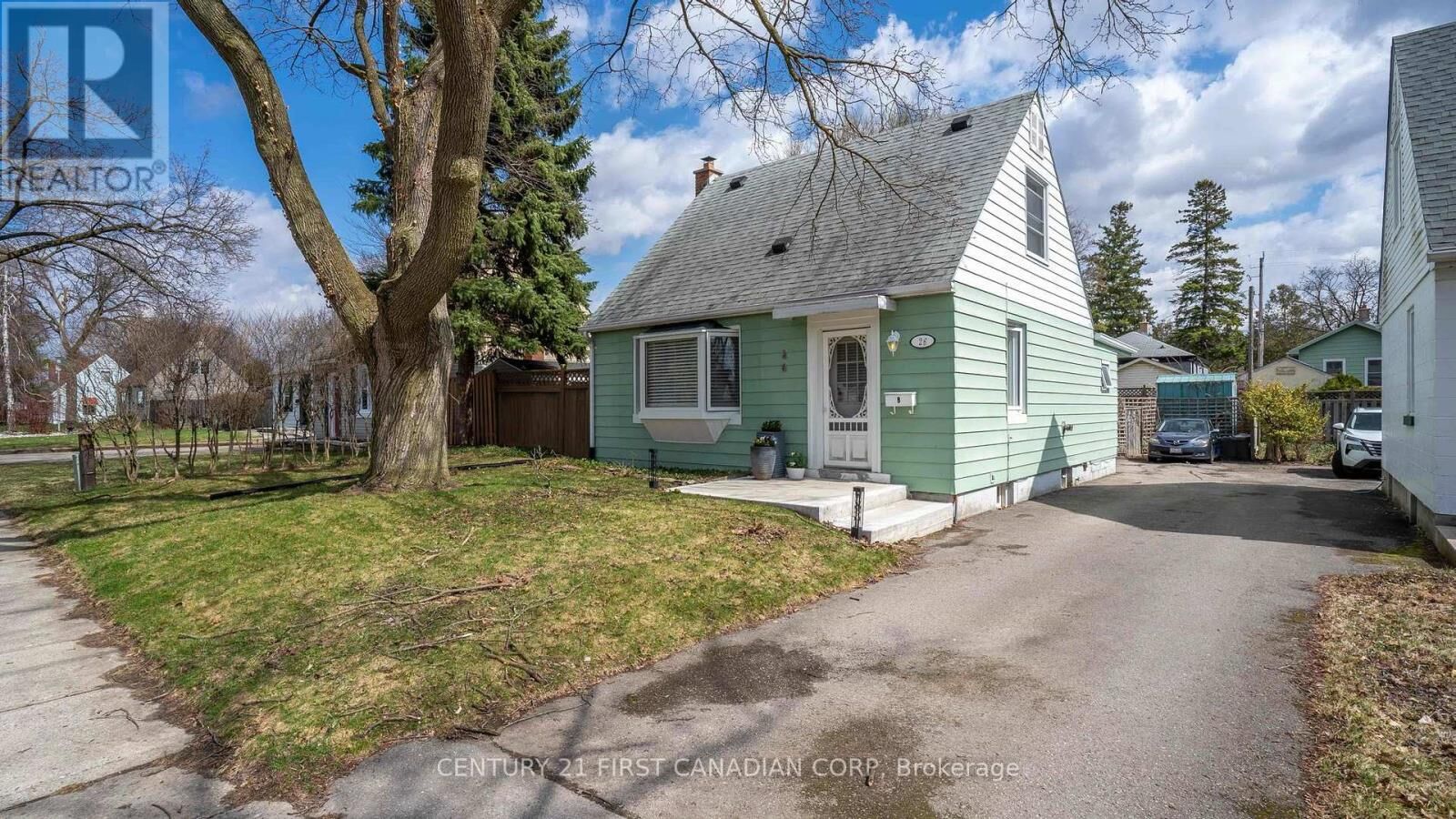 Property Photo:  26 Apeldoorn Crescent  ON N5Y 2B6 