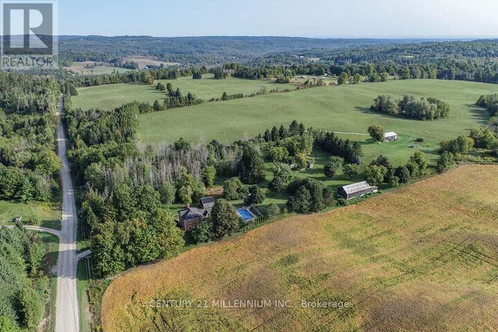 Property Photo:  753333 2nd Line Ehs  ON L9W 5W5 