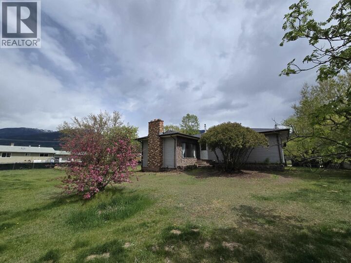 Property Photo: 1410 7th Avenue BC V0E 2Z0