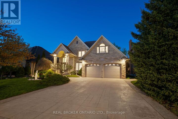 Property Photo: 215 Black Maple Court ON N2P 2W8