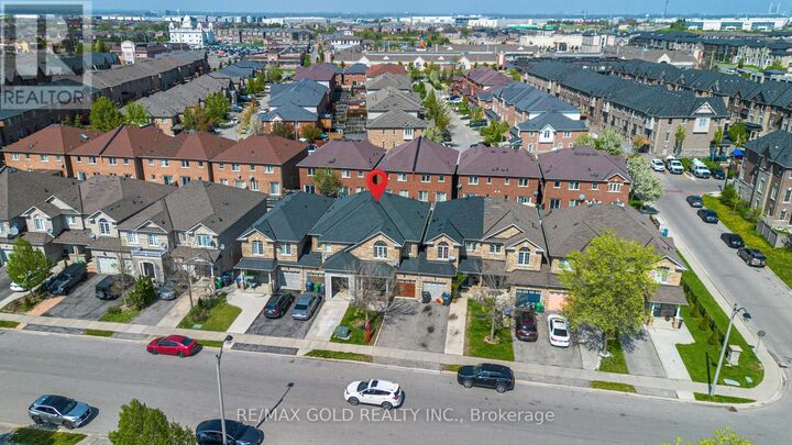 Property Photo:  67 Palleschi Drive  ON L6P 2S1 