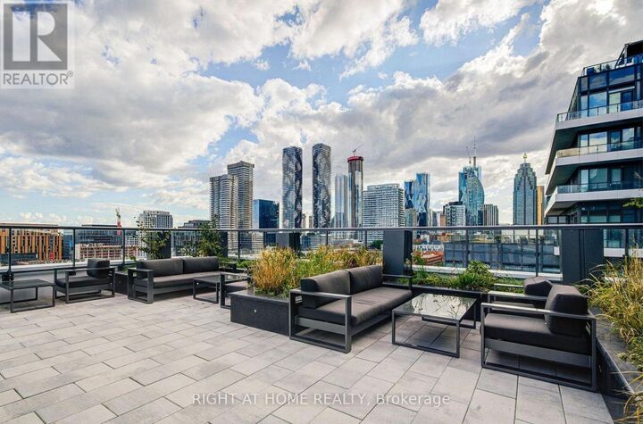 Property Photo: 70 Princess Street 2815 E ON M5A 0X6