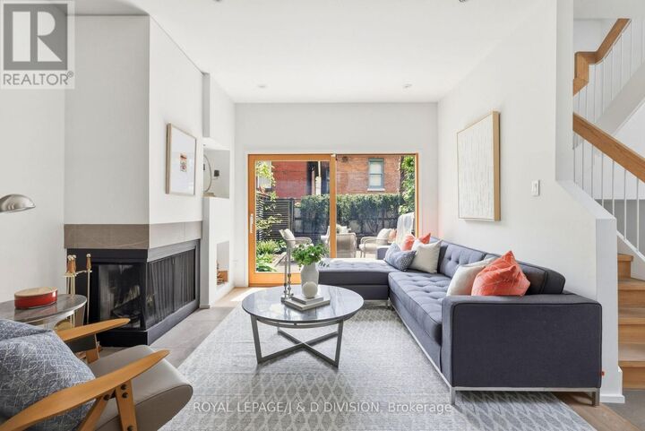 Property Photo:  11C Tranby Avenue  ON M5R 1N4 