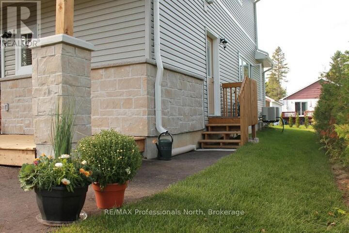 Property Photo:  5 Greaves Avenue  ON P1H 1V2 
