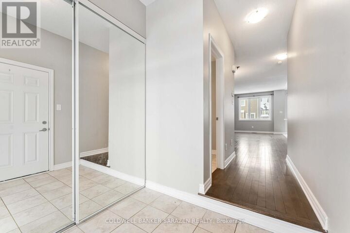Photo de la propriété:  948 Kilbirnie Drive  ON K2J 6G2 