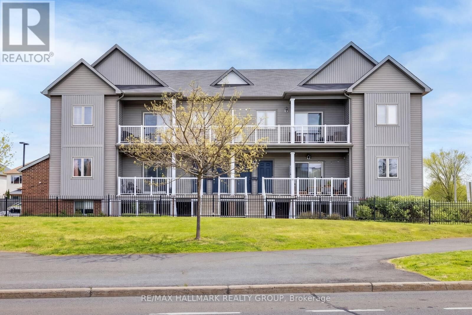 Property Photo:  42 Sternes Private  ON K4A 0X8 