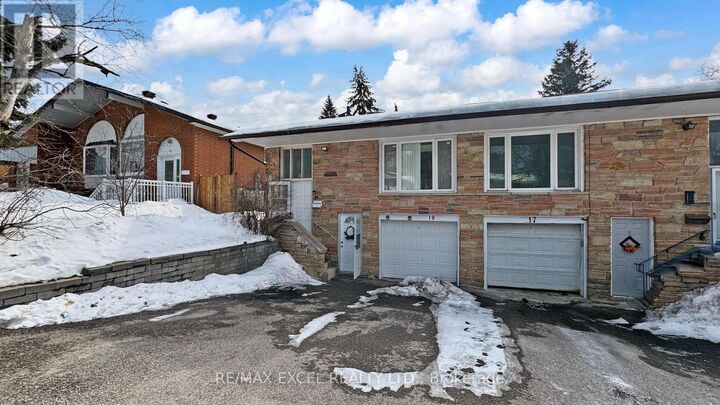 Property Photo:  19 Clancy Drive  ON M2J 2V7 