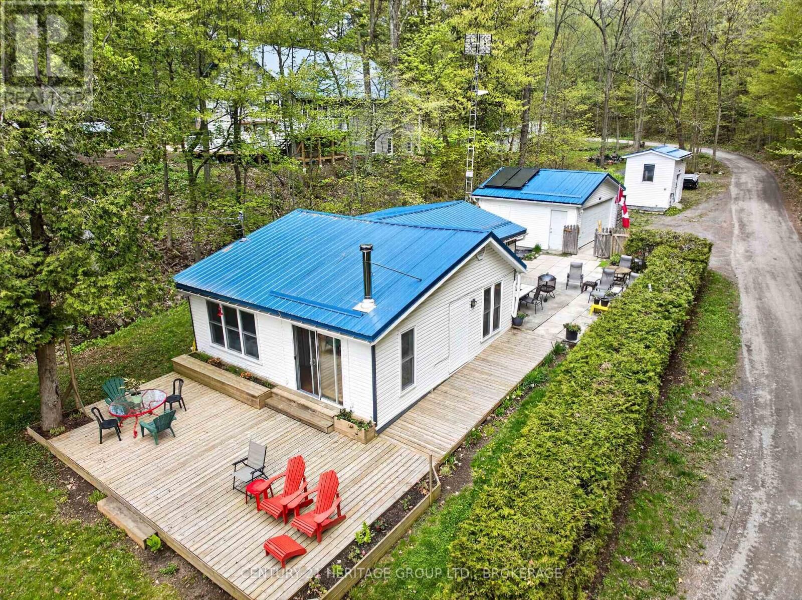 Property Photo: 1726 Turcotte Lane ON K7G 2V5