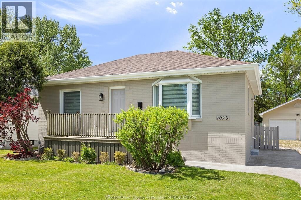 Property Photo:  1073 Jefferson  ON N9S 2R2 
