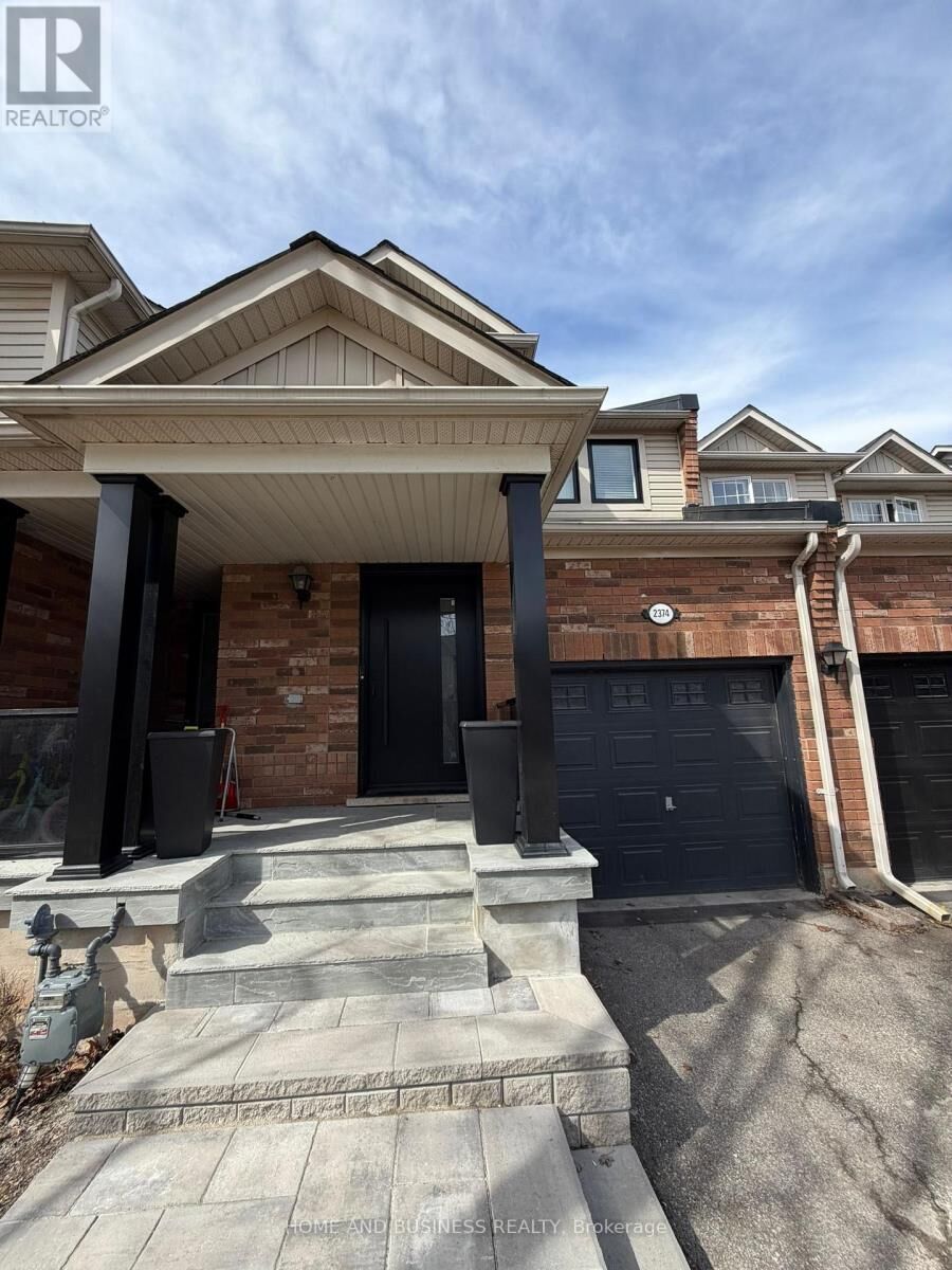 Property Photo:  2374 Baintree Crescent  ON L6M 4X1 