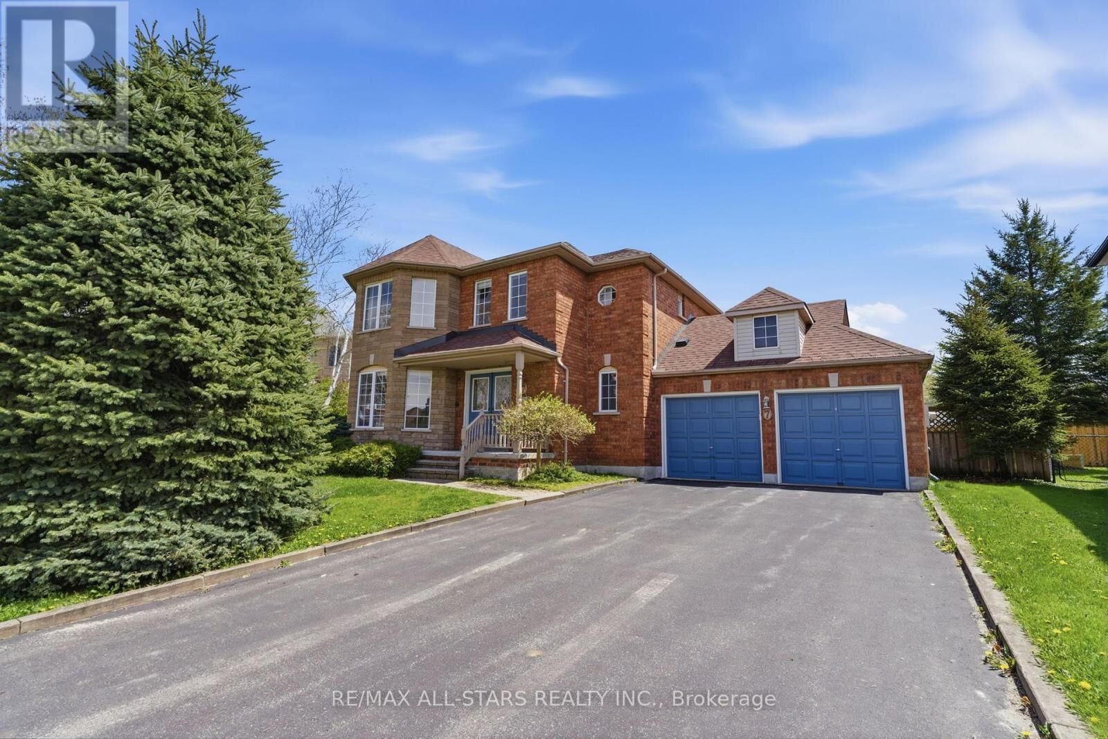 Property Photo:  7 Remion Crescent  ON L9P 1V3 