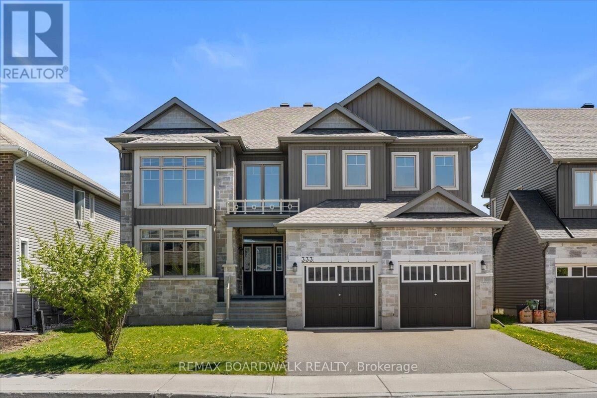 Property Photo: 333 Haliburton Heights ON K2V 0G2