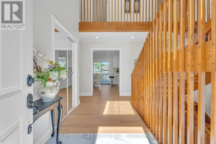 Property Photo: 26 Grasmere Crescent ON N6G 4P2