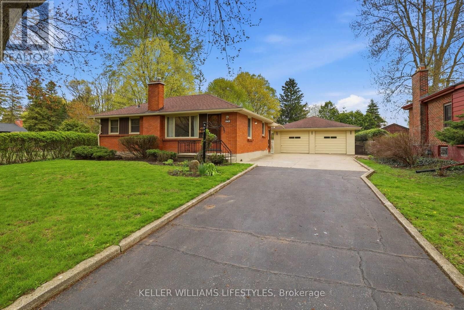 Property Photo:  543 Elmdale Avenue  ON N5X 1H5 
