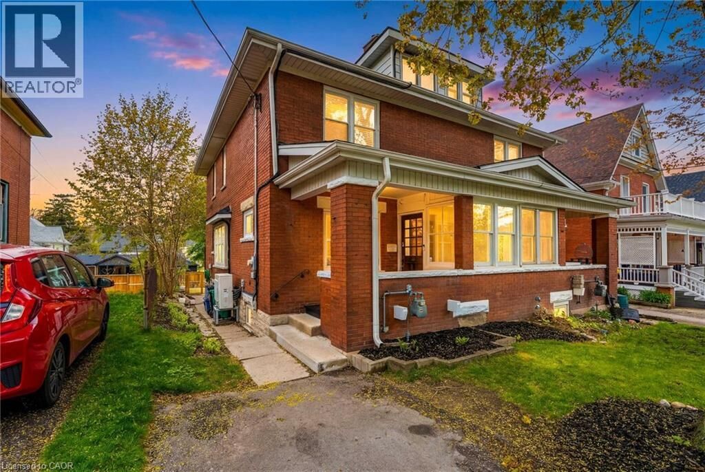 Property Photo:  36 Louisa Street  ON N2H 5L8 