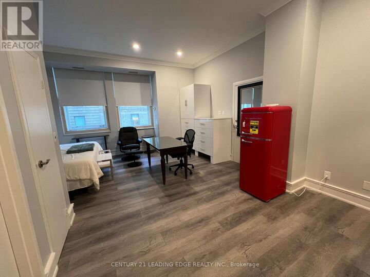 Property Photo:  1 King Street West 1013  ON M5H 1A1 