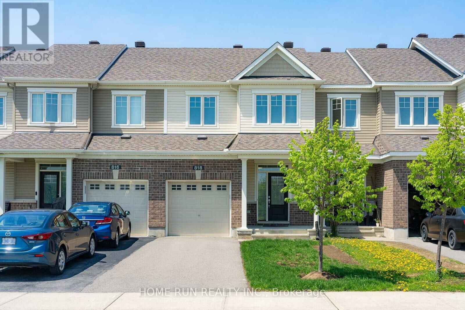 Property Photo:  818 Clarity Avenue  ON K2J 6L9 