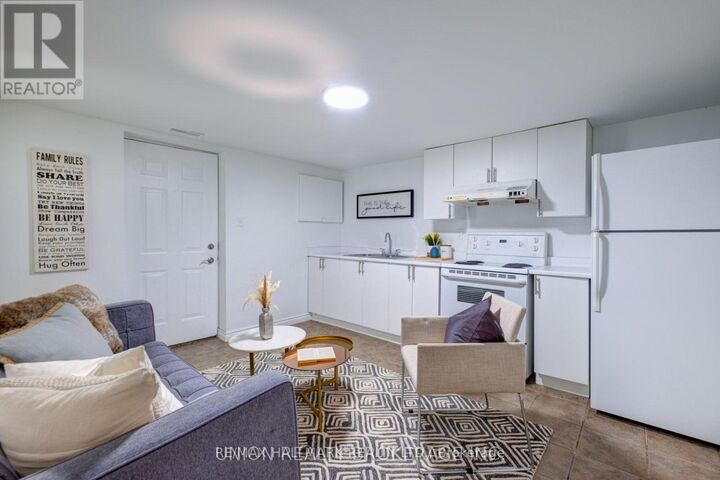 Property Photo:  533 Victoria Pk Avenue Basememt  ON M4C 5H2 