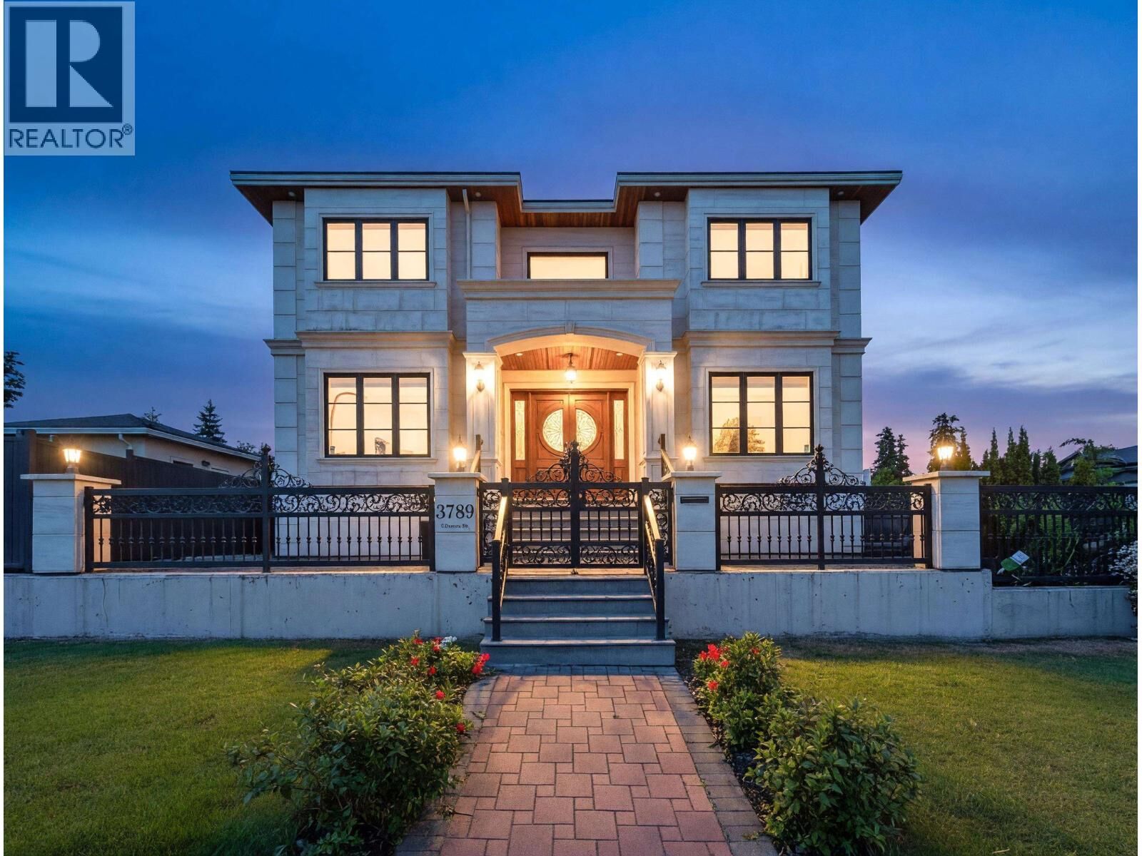 Property Photo:  3789 Clinton Street  BC V5J 2J9 
