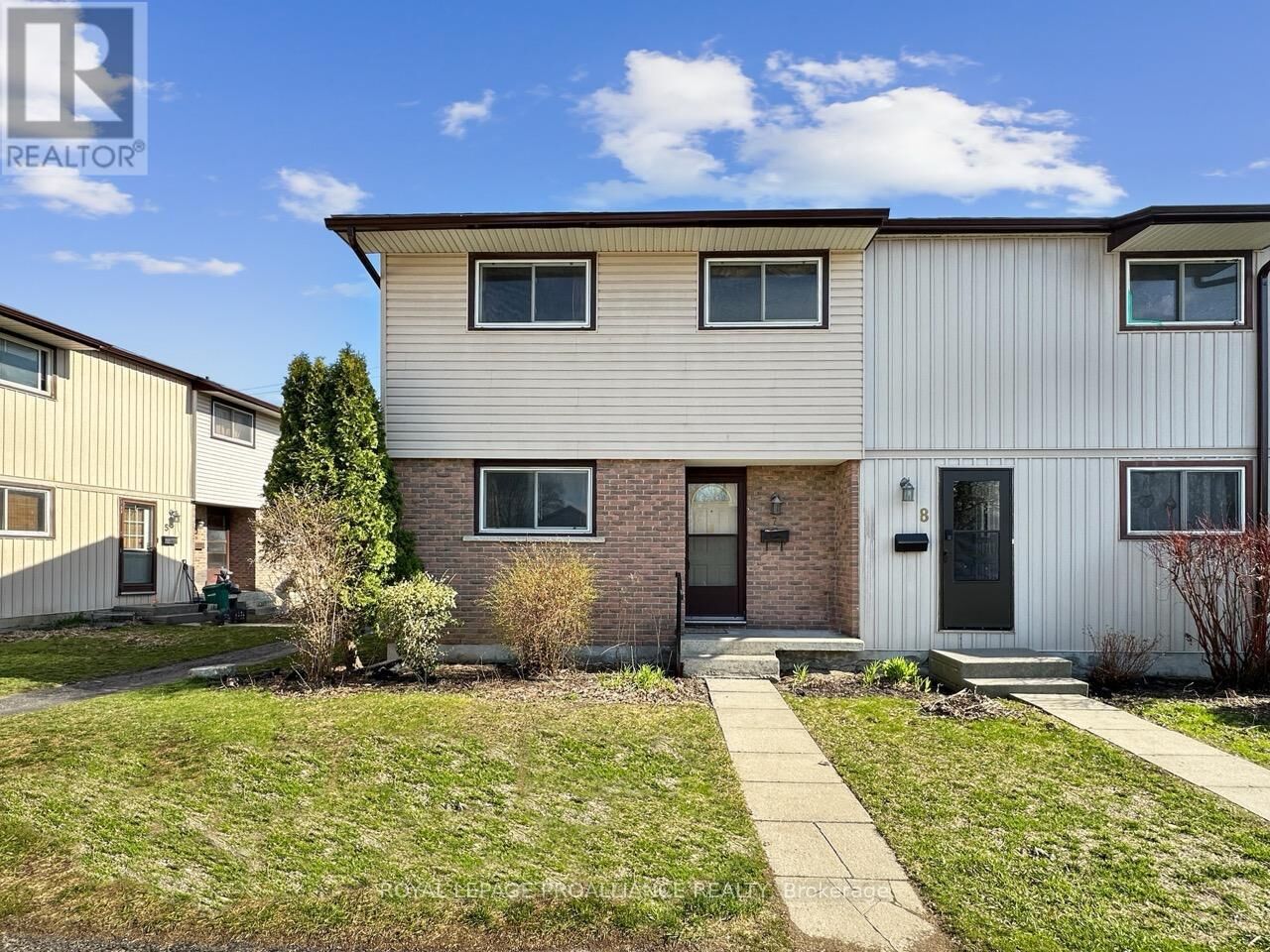 Property Photo:  7 Tiffany Place  ON K8V 6A3 