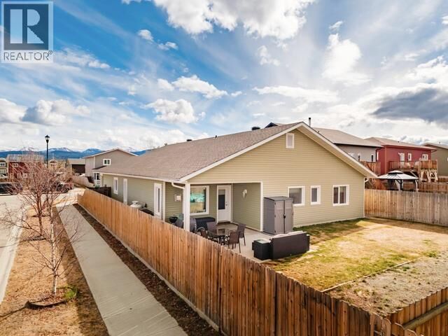 Property Photo:  43 Dora Crescent  YT Y1A 0K9 