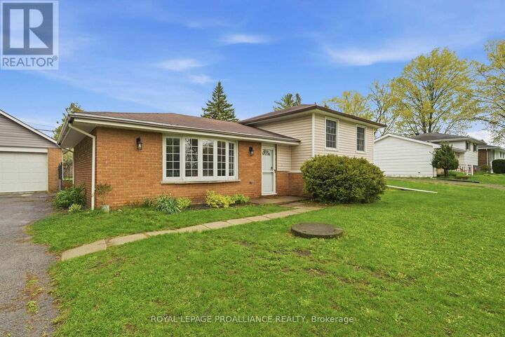 Property Photo:  584 Whites Road  ON K8V 5P8 