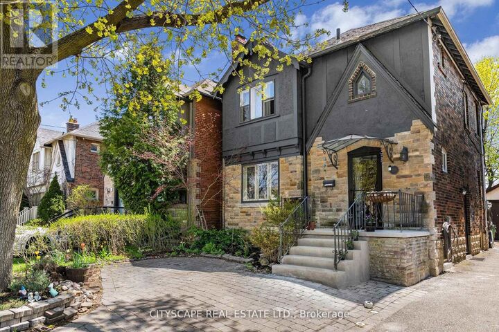 Property Photo:  555 Castlefield Avenue  ON M5N 1L7 