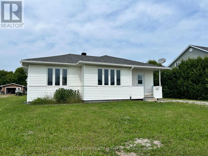 Property Photo: 38 Cournoyer Street ON P5N 2N3