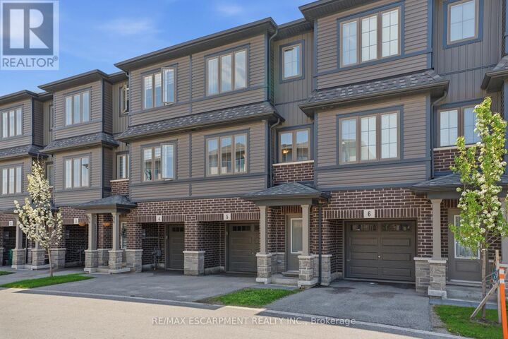 Property Photo: 124 Compass Trail Unit 5 ON N3E 0E3